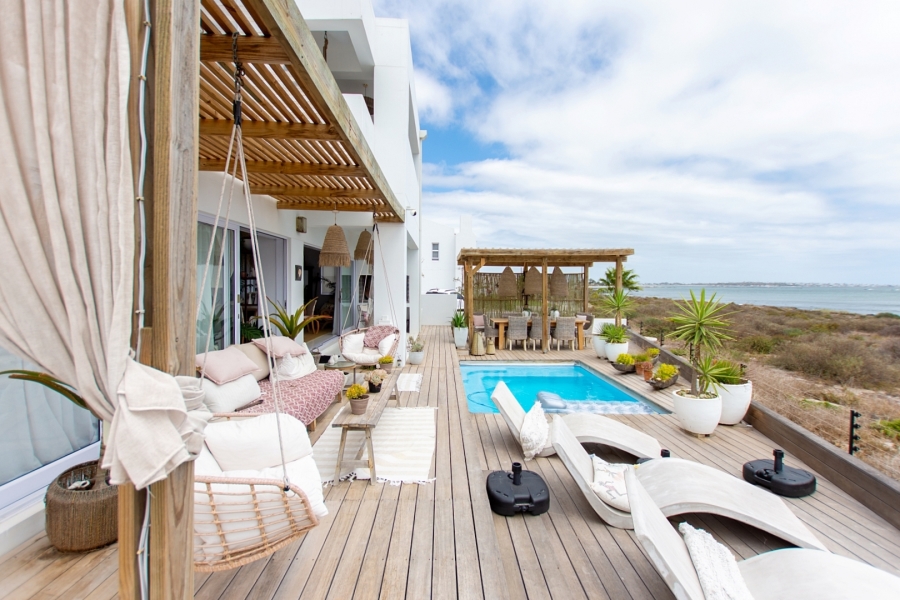 4 Bedroom Property for Sale in Sandy Point Western Cape